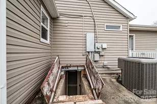 235 Spring St, Mocksville, NC 27028 - Photo 28