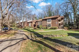 2505 Kilborne Dr, Charlotte, NC 28205 - Photo 2