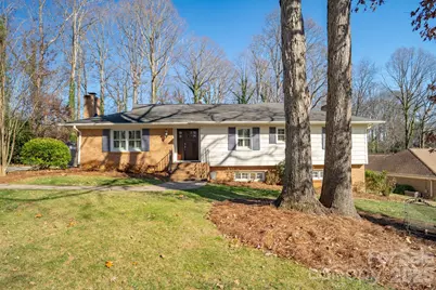 121 Glen Oaks Road, Charlotte, NC 28270 - Photo 2