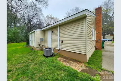 8635 Crows Nest Lane, Charlotte, NC 28226 - Photo 26