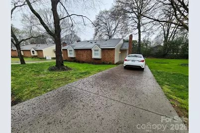 8635 Crows Nest Lane, Charlotte, NC 28226 - Photo 30