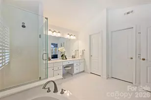 2836 Providence Spring Ln, Charlotte, NC 28270 - Photo 32