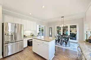 2836 Providence Spring Ln, Charlotte, NC 28270 - Photo 24