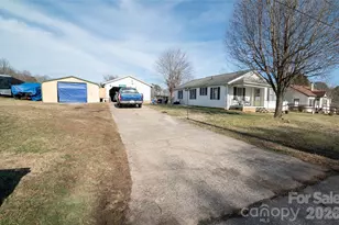 203 Cohen St, Morganton, NC 28655 - Photo 16