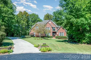 400 Foxglove Ln, Indian Trail, NC 28079 - Photo 2