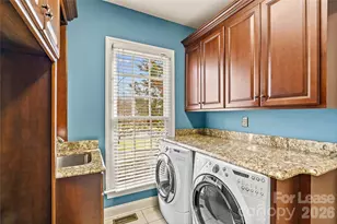 13718 Robert Walker Dr, Davidson, NC 28036 - Photo 20