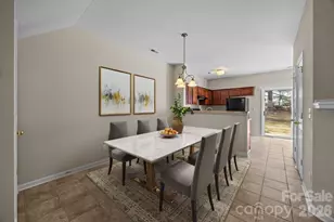 3527 Creeping Flora Ln, Charlotte, NC 28216 - Photo 10