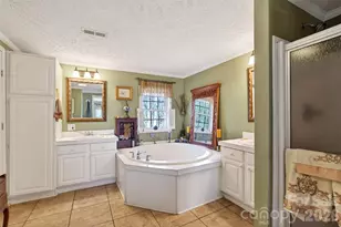 1146 Landrum Rd, Columbus, NC 28722 - Photo 28