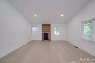 1012 Wood St, Albemarle, NC 28001 - Photo 10