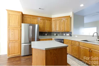 424 Elizabeth Valley Lane, Clover, SC 29710 - Photo 8