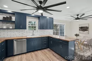 6041 Heath Valley Rd, Charlotte, NC 28210 - Photo 2