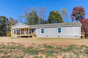 1675 Bull Creek Rd, Marshall, NC 28753 - Photo 32