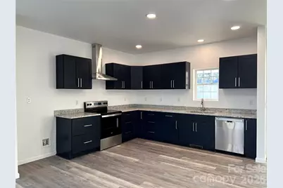 306 N Cemetery Street, Old Fort, NC 28762 - Photo 4