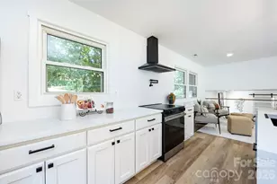 301 Dollar Cir, Charlotte, NC 28270 - Photo 12