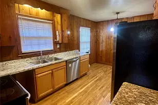 4520 Holbrook Dr, Charlotte, NC 28205 - Photo 12