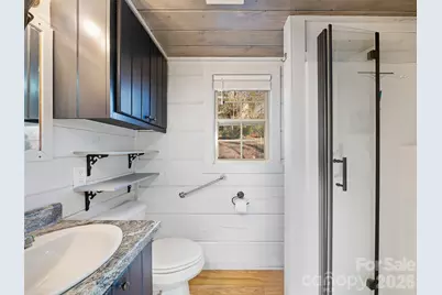 623 Overlook Drive, Spruce Pine, NC 28777 - Photo 8