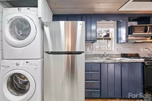 623 Overlook Dr, Spruce Pine, NC 28777 - Photo 6