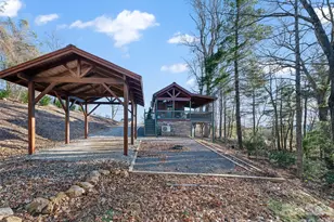 623 Overlook Dr, Spruce Pine, NC 28777 - Photo 16