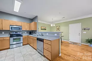 713 Appeldoorn Cir, Asheville, NC 28803 - Photo 6