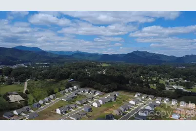 163 Ridgehaven Drive, Waynesville, NC 28786 - Photo 2
