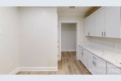 1301 Queens Road #101, Charlotte, NC 28207 - Photo 6