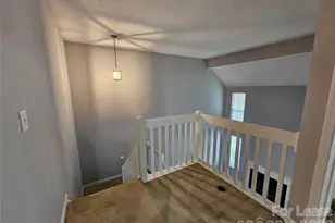 10035 University Park Ln, Charlotte, NC 28213 - Photo 16