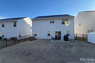 3050 Streamside Dr, Kannapolis, NC 28036 - Photo 2