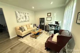 3050 Streamside Dr, Kannapolis, NC 28036 - Photo 6