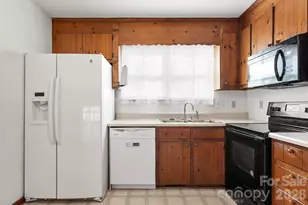 27077 Catamaran Dr, Tega Cay, SC 29708 - Photo 8