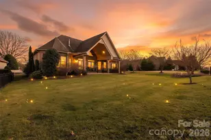 3708 Rock Bridge Dr NE, Conover, NC 28613 - Photo 4