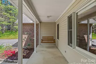 45 Sleepy Hollow Dr, Asheville, NC 28805 - Photo 32