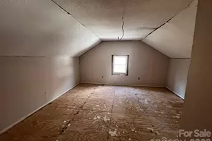 5167 US 221 Hwy N, Marion, NC 28752 - Photo 16