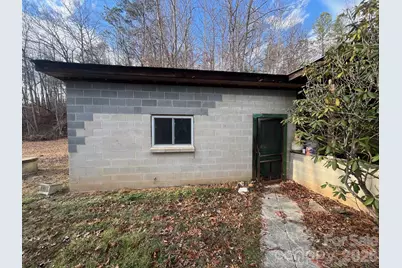 5167 US 221 Highway N, Marion, NC 28752 - Photo 18