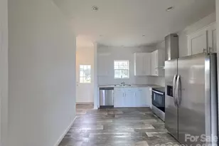 1009 E Airline St, Gastonia, NC 28054 - Photo 6