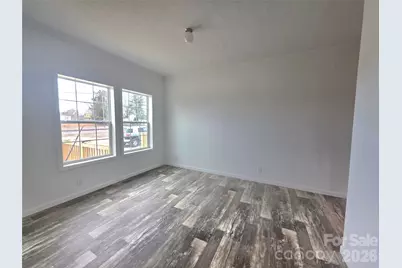 1009 E Airline Street, Gastonia, NC 28054 - Photo 6