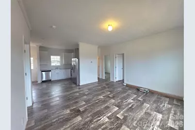 1009 E Airline Street, Gastonia, NC 28054 - Photo 4