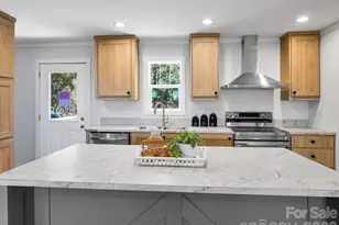 1603 Bull Creek Rd, Marshall, NC 28753 - Photo 6