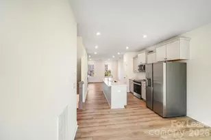 334 Simeon Dr, Charlotte, NC 28208 - Photo 12