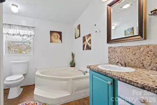 18 Henry White Ln, Leicester, NC 28748 - Photo 24