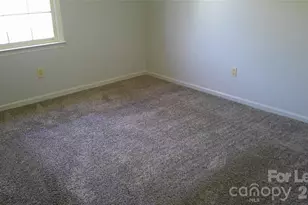 1482 14th Ave NE, Hickory, NC 28601 - Photo 6