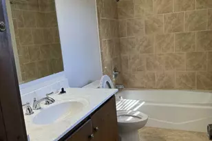 1616 Oak Trail Ln, Charlotte, NC 28216 - Photo 24