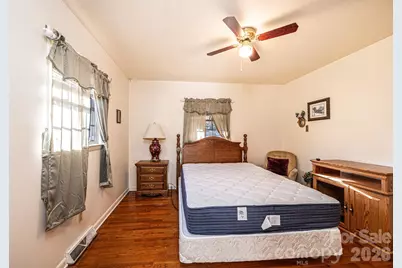 100 Carswell Street, Valdese, NC 28690 - Photo 44