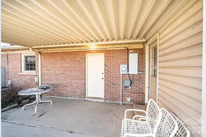 100 Carswell Street, Valdese, NC 28690 - Photo 16