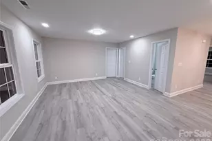 124 Peace Ln, Mooresville, NC 28115 - Photo 22