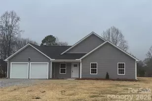 124 Peace Ln, Mooresville, NC 28115 - Photo 1