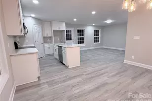 124 Peace Ln, Mooresville, NC 28115 - Photo 6