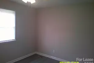 263 16th Ave NE, Hickory, NC 28601 - Photo 8