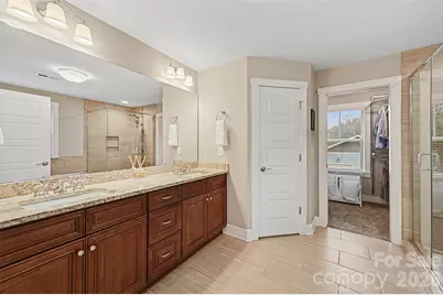 805 E 20th Street, Charlotte, NC 28205 - Photo 20