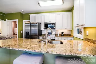 12 Crestwood Ln, Candler, NC 28715 - Photo 32