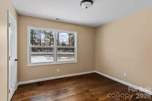 1090 Shalimar Dr, Winston Salem, NC 27107 - Photo 20